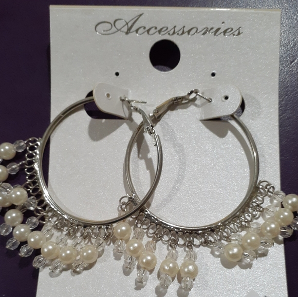 Earring bundle - Picture 5 of 5